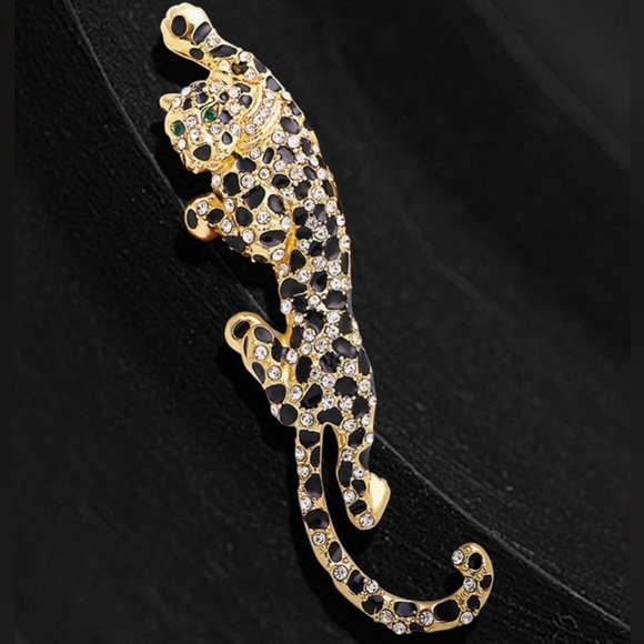 Leopard Rhinestone Brooch - Picture 6 of 7